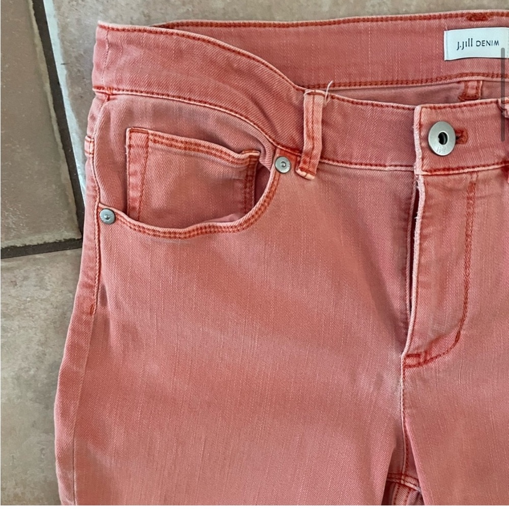 J. JILL Sienna Denim Authentic Fit Cropped Cuffed Washed Raw Hem Jeans Size 4 - Picture 4 of 11